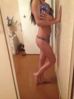 Александра, 23